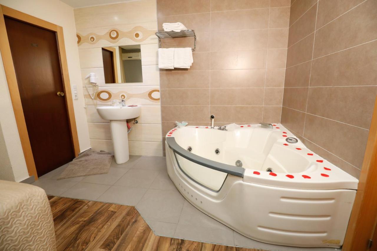 Hostal Conde David Salamanka Zewnętrze zdjęcie