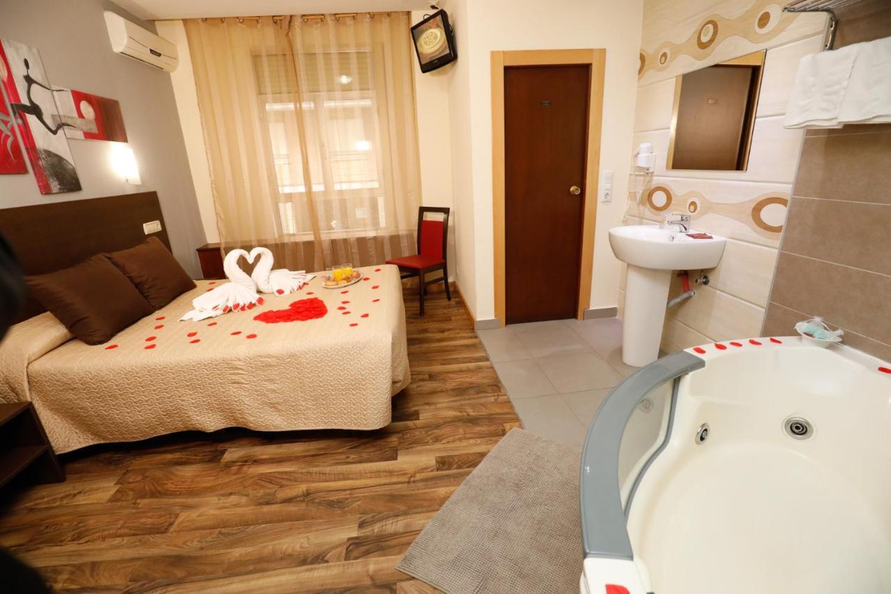Hostal Conde David Salamanka Zewnętrze zdjęcie